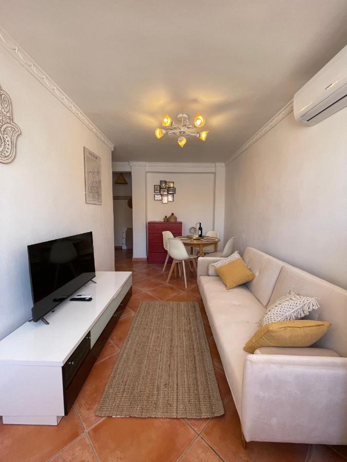 Two Bedroom Apartment In Malaga Center With Views Eksteriør billede