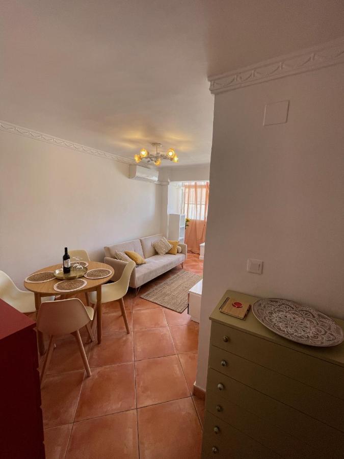 Two Bedroom Apartment In Malaga Center With Views Eksteriør billede
